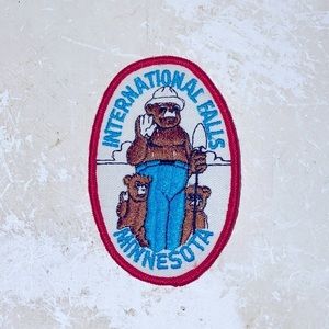 Minnesota International Falls Patch NWT 1/1 Rare Find UNI​​​​​